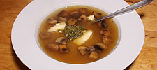 Fave-Suppe mit Champignons