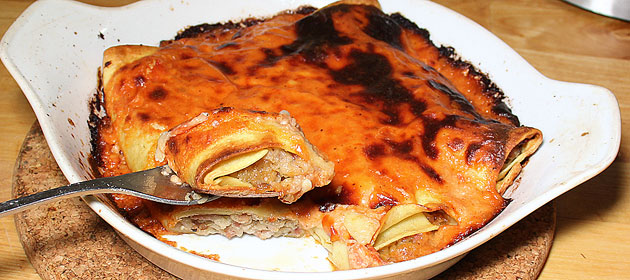 Rezept: Cannelloni al forno mit Speck und frischem Pastateig - Rollis ...